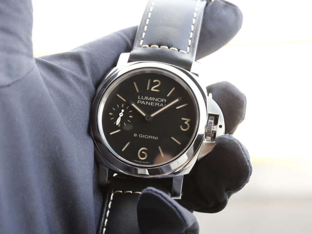 パネライ 8日間ものパワーリザーブを備えたモデルが80万円アンダーで手に入る！PAM00915 - PANERAI 