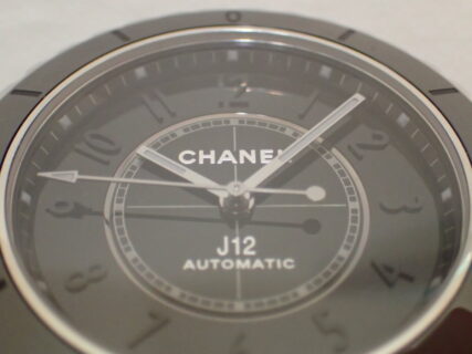 シャネルの時計をお考えの方必見！「J12 ファントム」ブラックが再入荷しました！！お早めにお確かめ下さい！