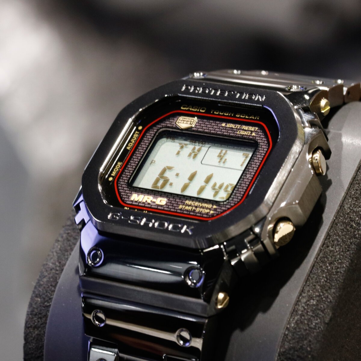 MR-G初の角形モデル「極」が新登場 MRG-B5000 G-SHOCK ｜ oomiya