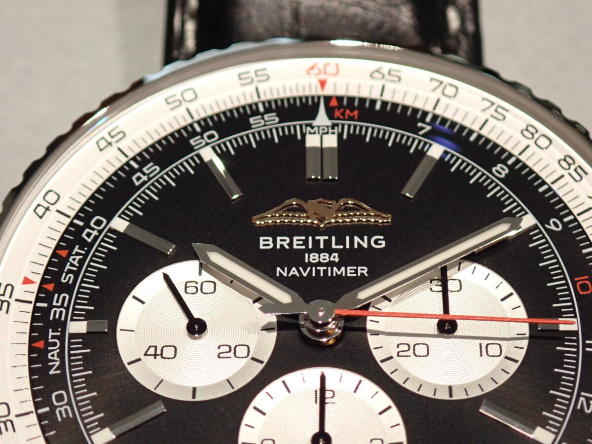 70周年を迎えたブライトリングNEWナビタイマーは何処が違う？ - BREITLING 