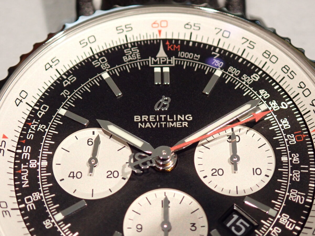 70周年を迎えたブライトリングNEWナビタイマーは何処が違う？ - BREITLING 