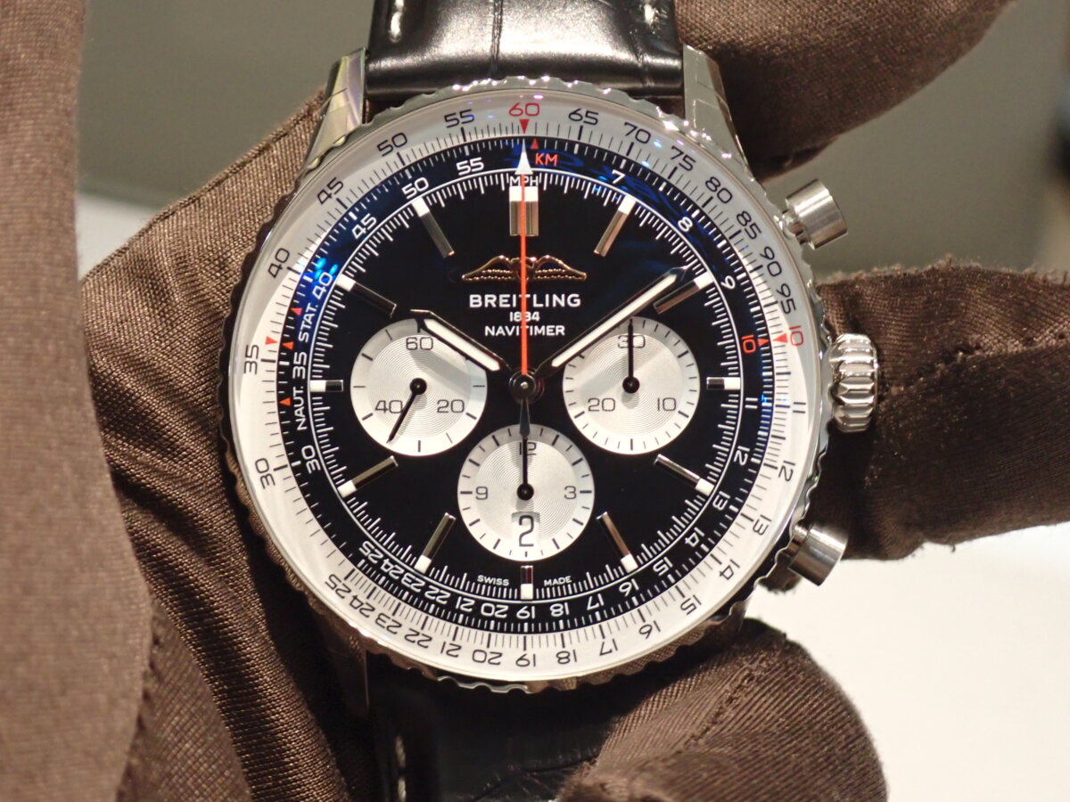 70周年を迎えたブライトリングNEWナビタイマーは何処が違う？ - BREITLING 