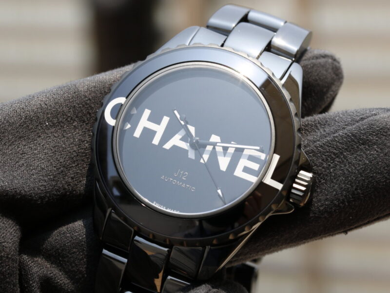 シャネル 2022年新作モデル J12ウォンテッドとは？？ - CHANEL 