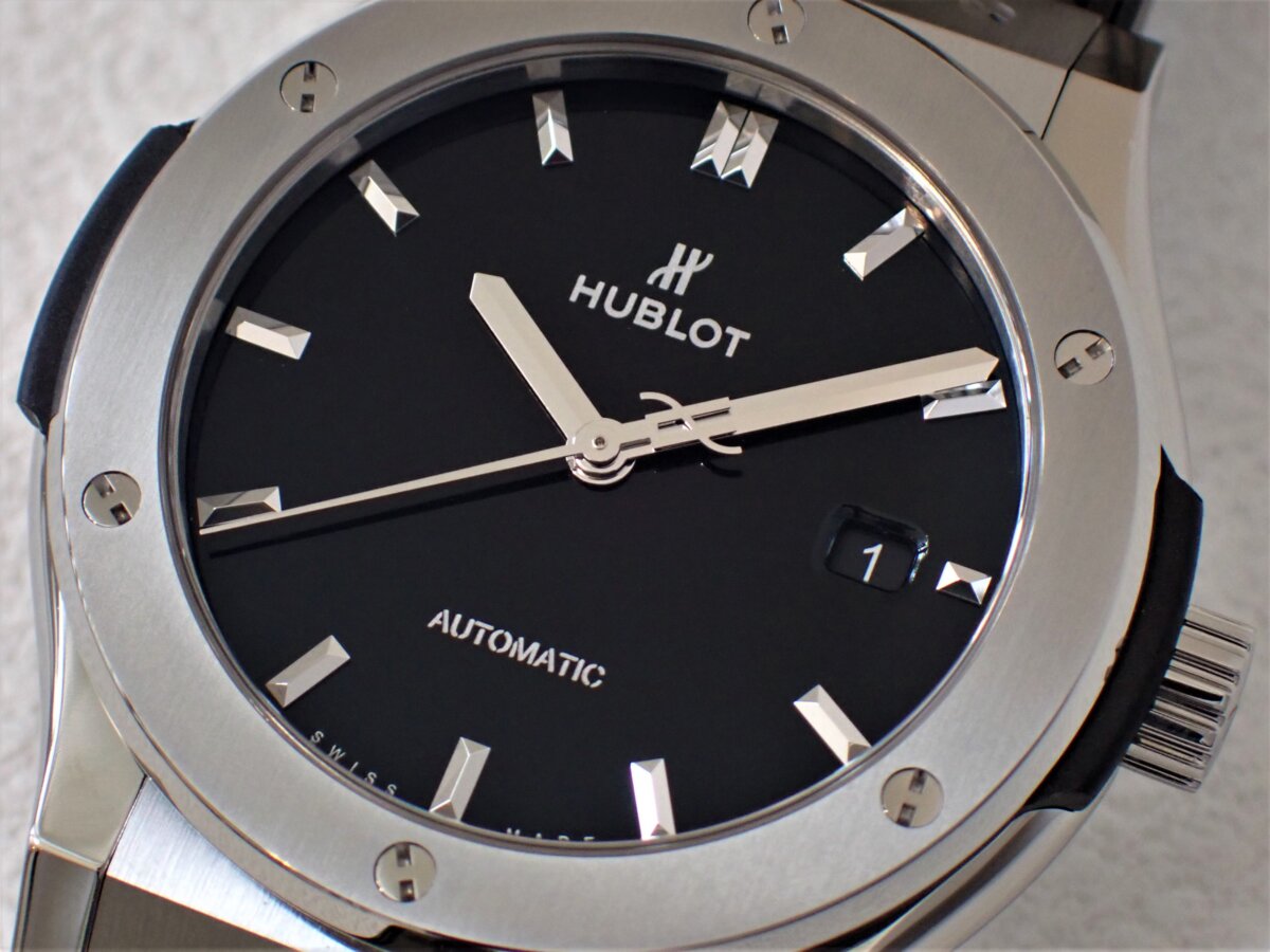 HUBLOT日本の為に作られた限定カラー「クラシック・フュージョン ブラックシャイニー」 - HUBLOT 