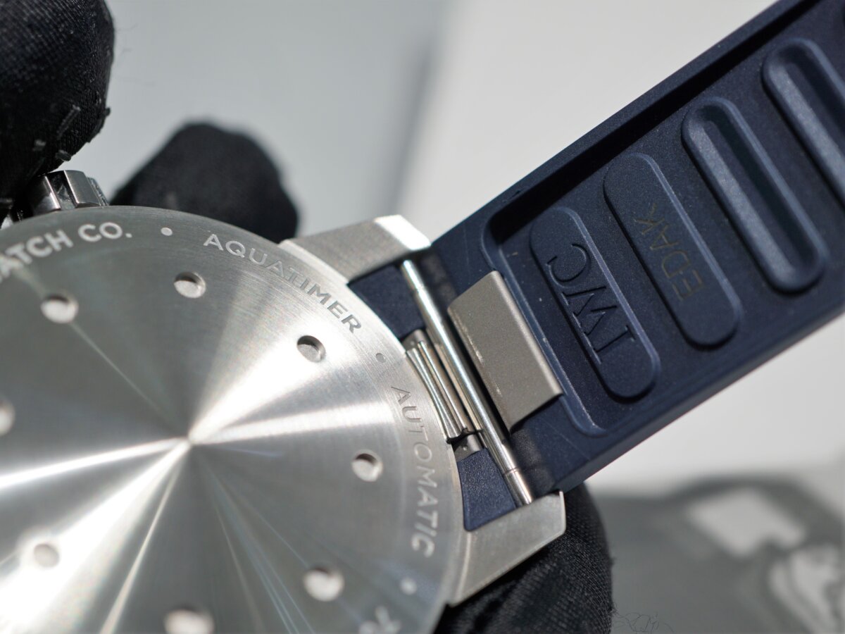 IWC 新型アクアタイマー、IW328801は何が変わったの？ ｜ oomiya
