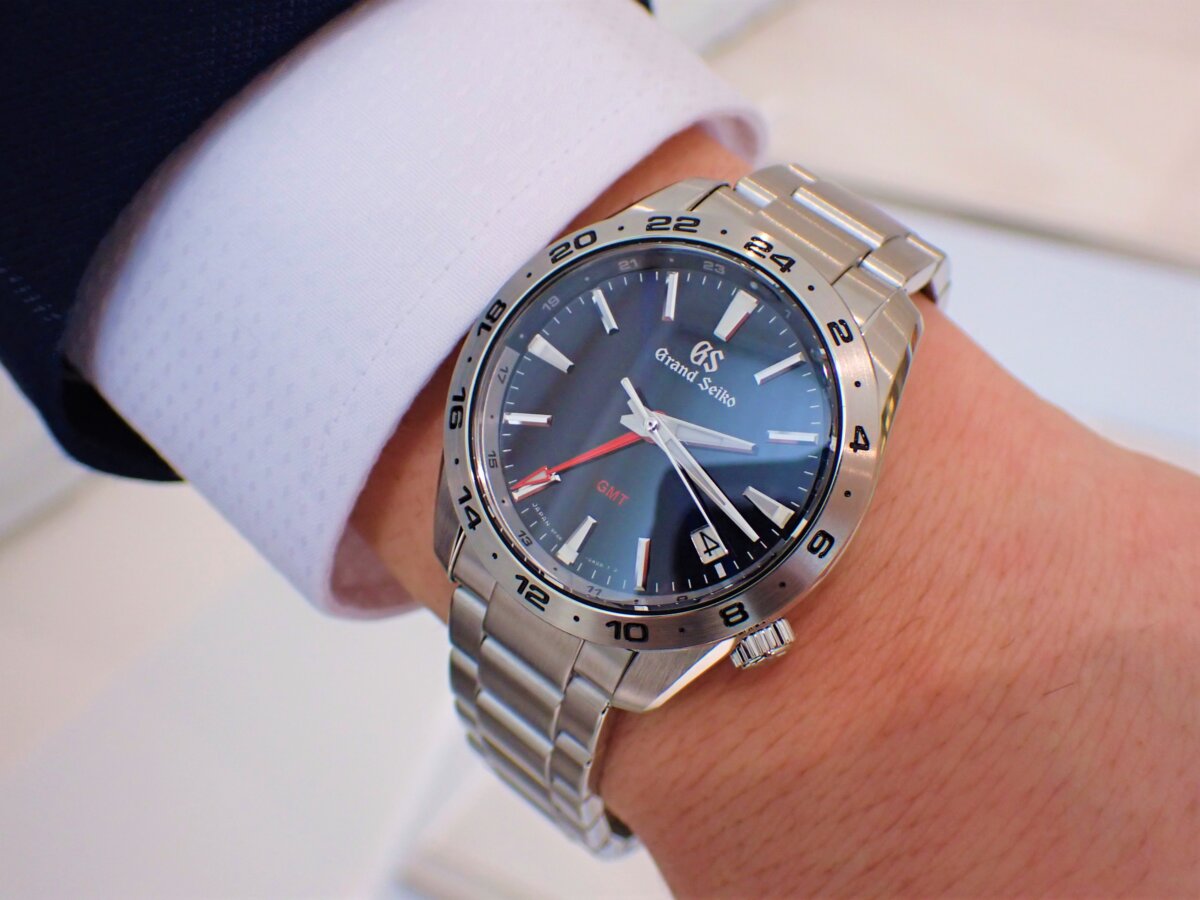 【グランドセイコー】リニューアルした9FクォーツGMTの変わった点・変わらなかった点 - Grand Seiko 