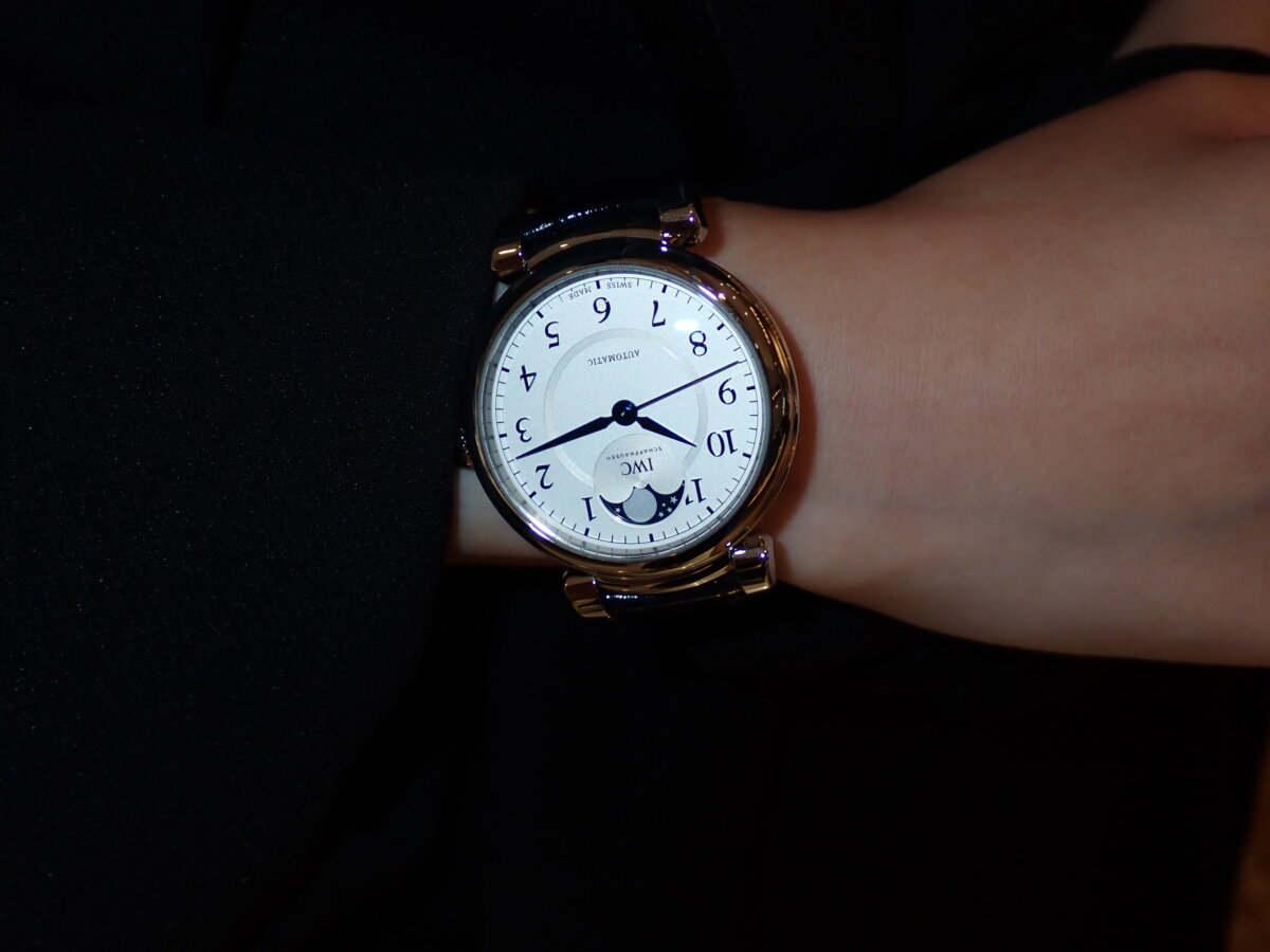 【IWC】芸術を腕時計に「ダ・ヴィンチ・オートマティック ムーンフェイズ36」 - IWC 