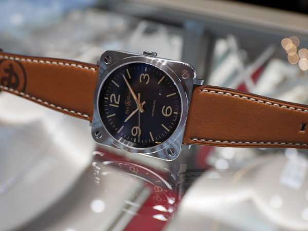 Bell＆Ross 2015年新作「BR S GOLDEN HERITAGE Ref.BRS92-G-HE-ST/SCA」