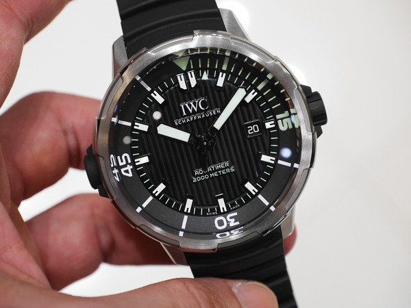 高い防水性能を誇る存在感あるIWCアクアタイマー2000 - IWC 