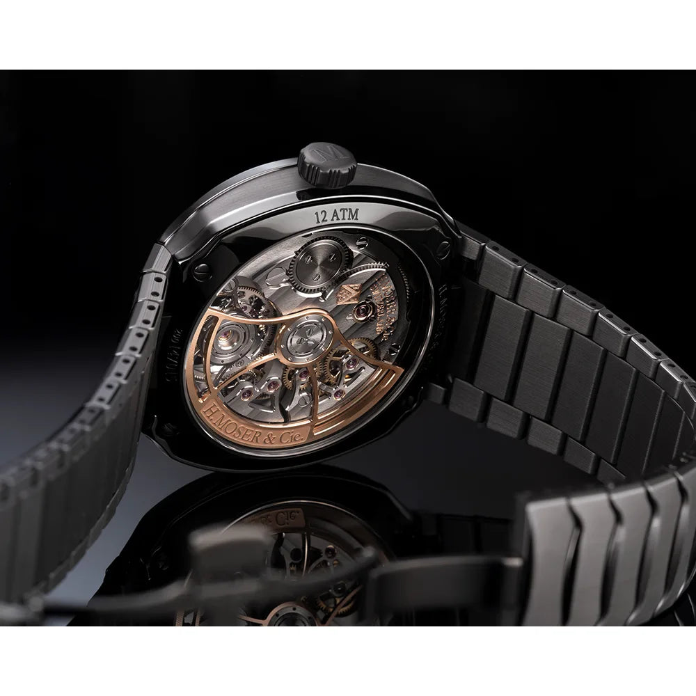 ストリームライナー・トゥールビヨン コンセプト セラミック