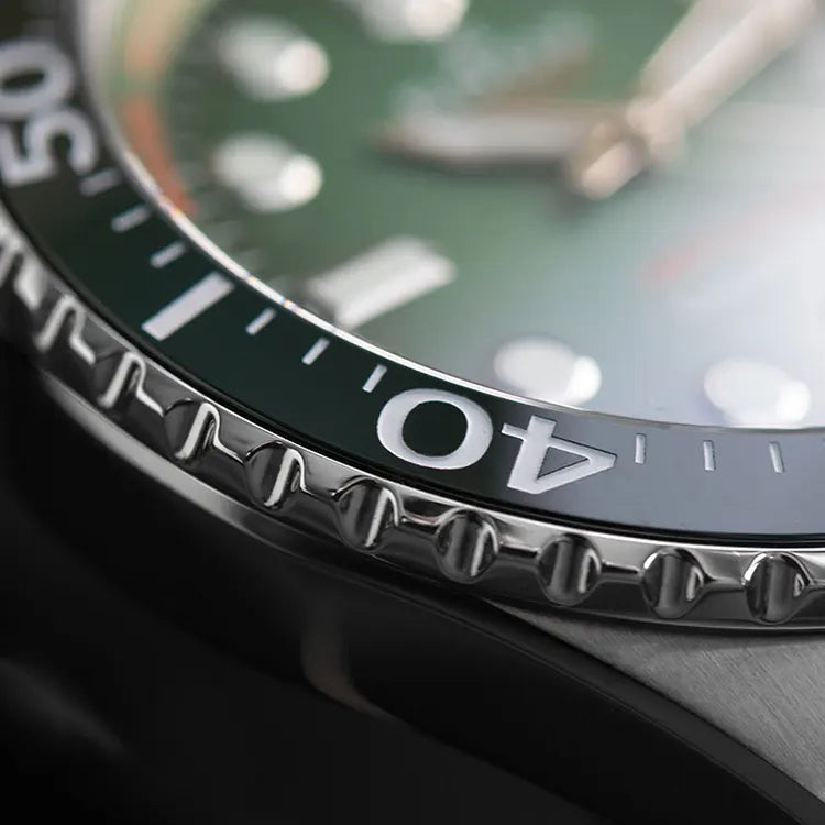 ネプチュニアン グランデ リザーブ デイト オートマティック