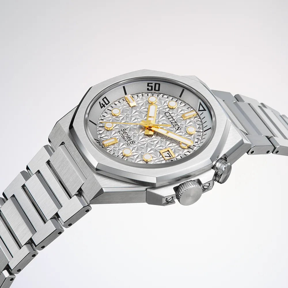 シリーズ8 890 Mechanical Limited Model