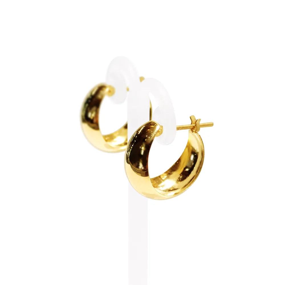 ピアス