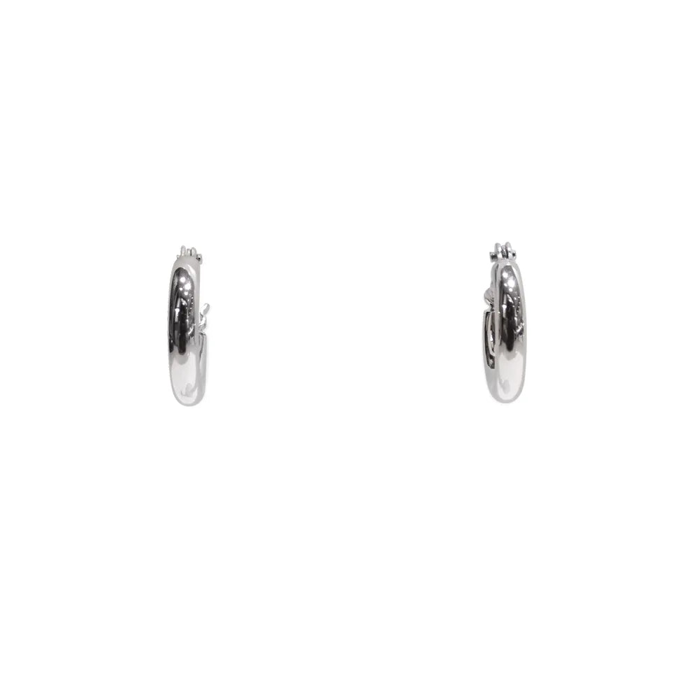 ピアス