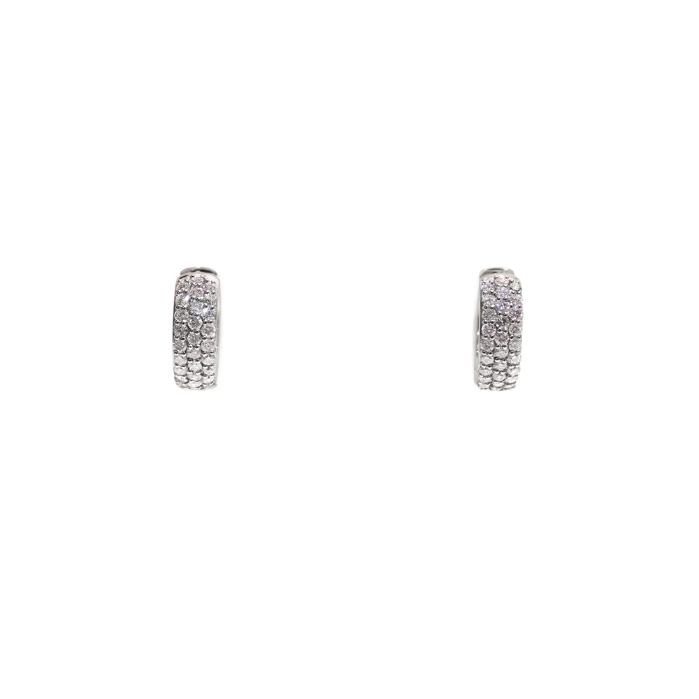 ピアス