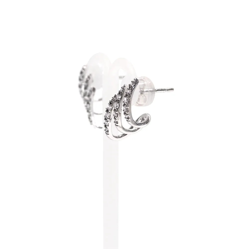 ピアス