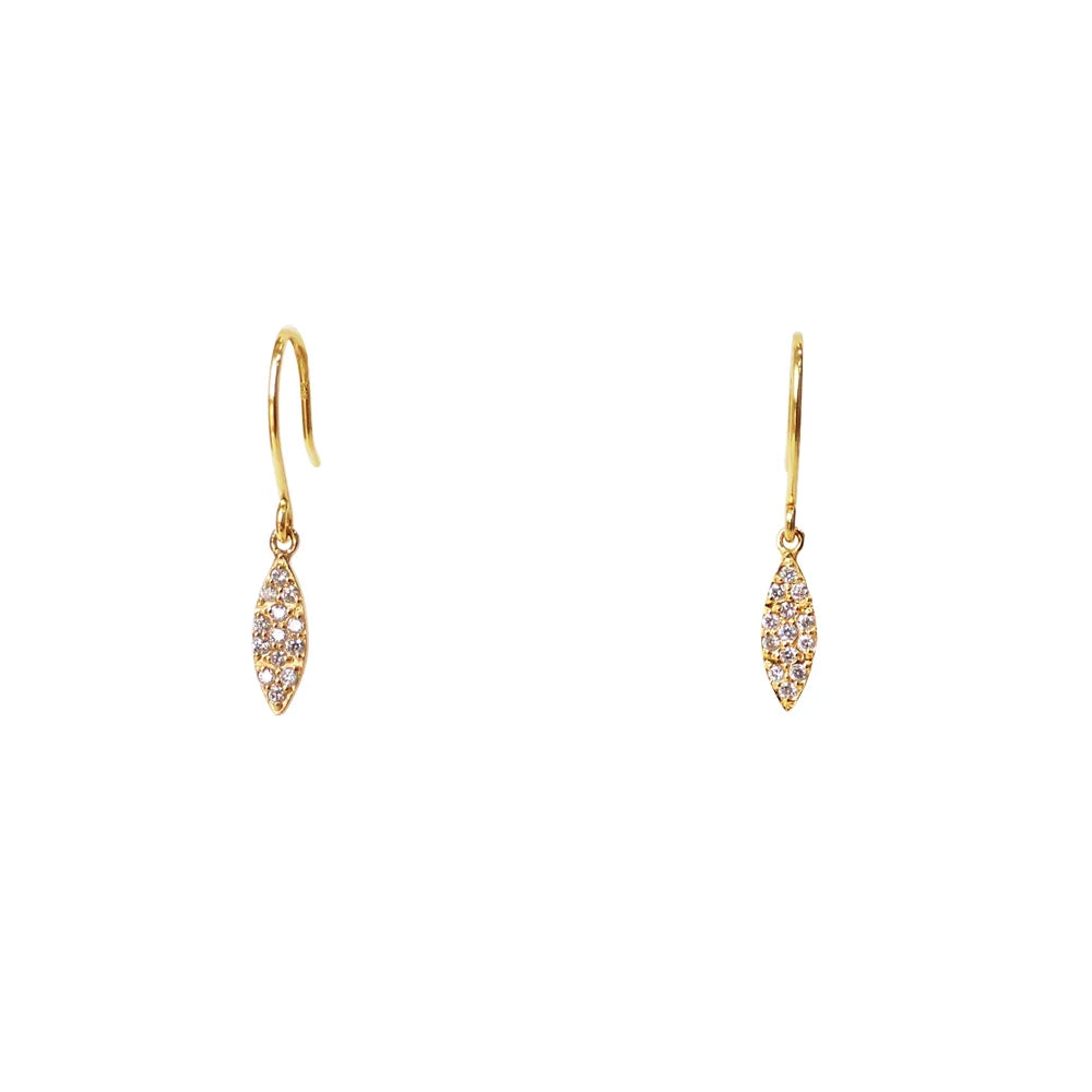 ピアス