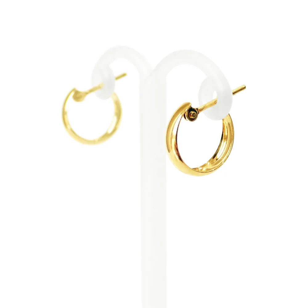 ピアス