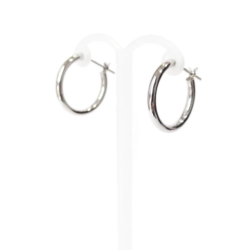 ピアス