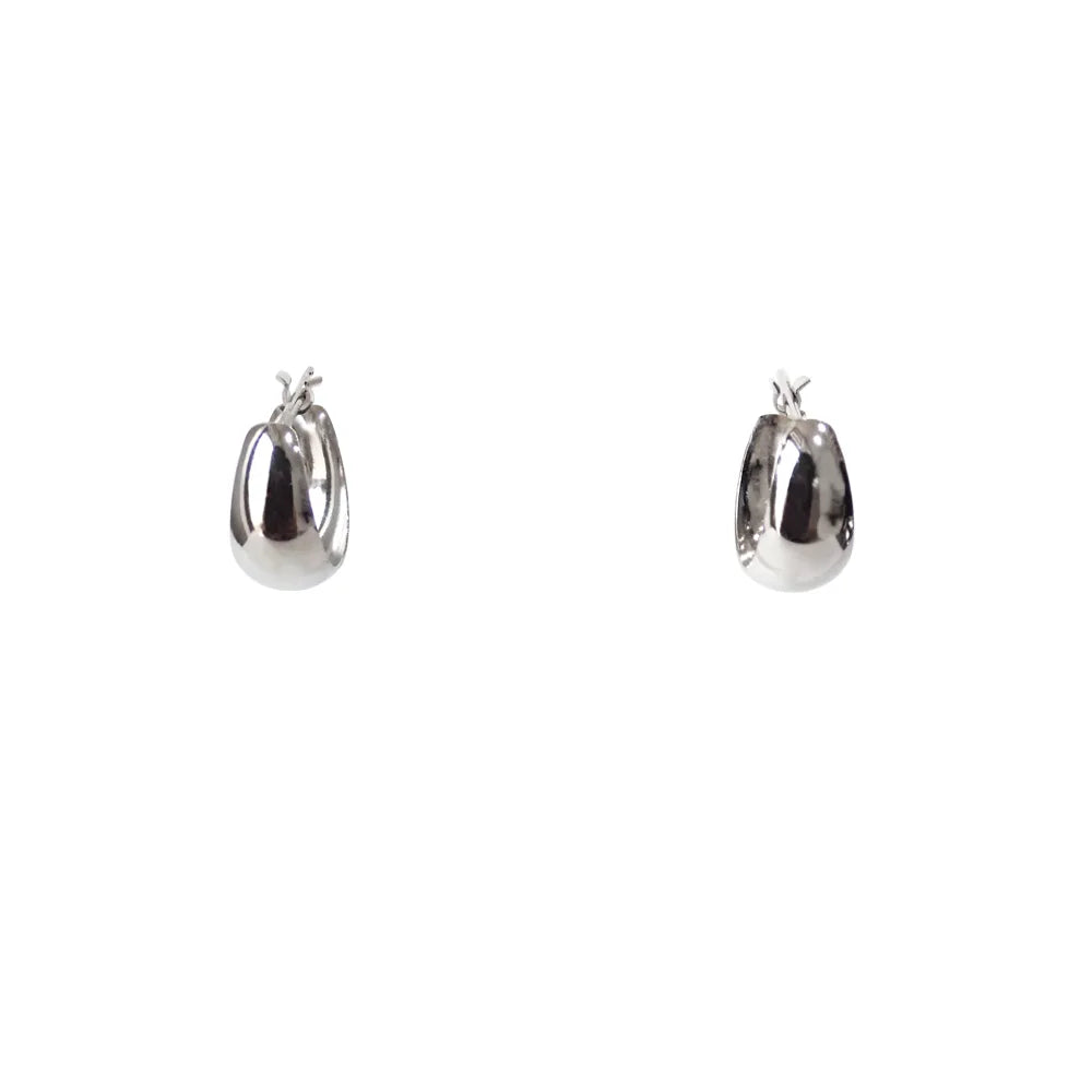 ピアス