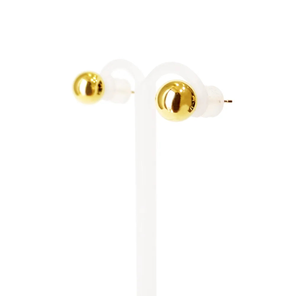 ピアス