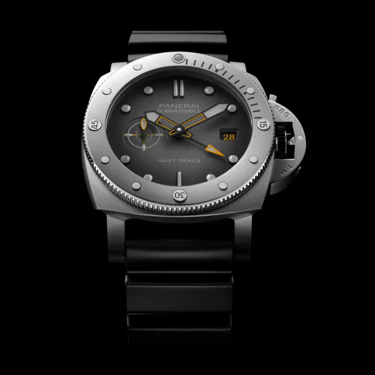 サブマーシブル GMT ネイビーシールズ