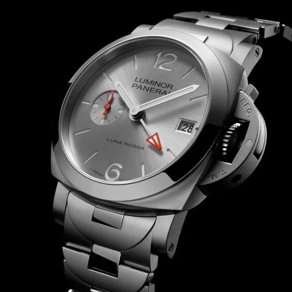 ルミノール ルナ・ロッサ GMT