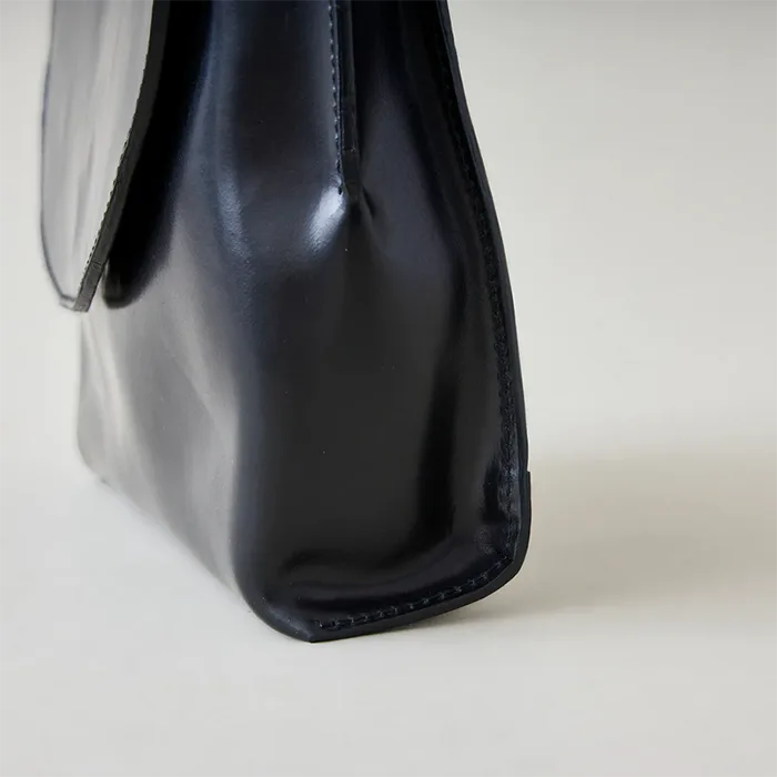 trace tote / cordovan