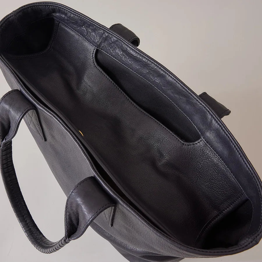 2handle tote L / ZEO LITE shrink leather