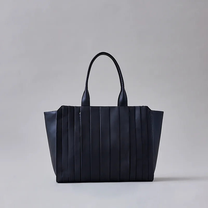 wave tote HIGH / tea husk leather（cow leather）