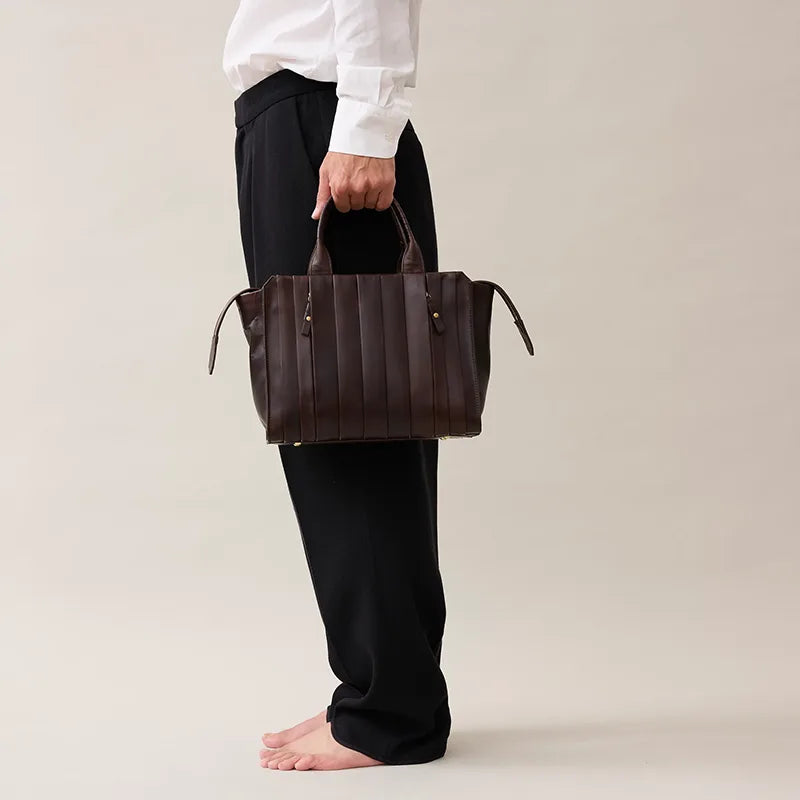 wave tote SMALL / tea husk leather（cow leather）