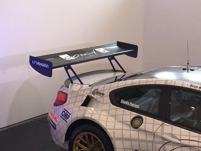oomiyaがスーパーGT「BMW Team Studie」とスポンサー契約を締結