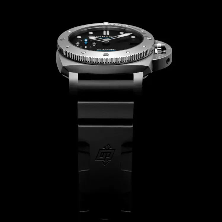 パネライ｜サブマーシブル - PAM02973