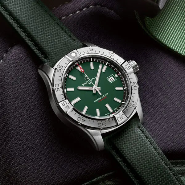 ブライトリング｜アベンジャー オートマチック 42 - A17328101L1X1