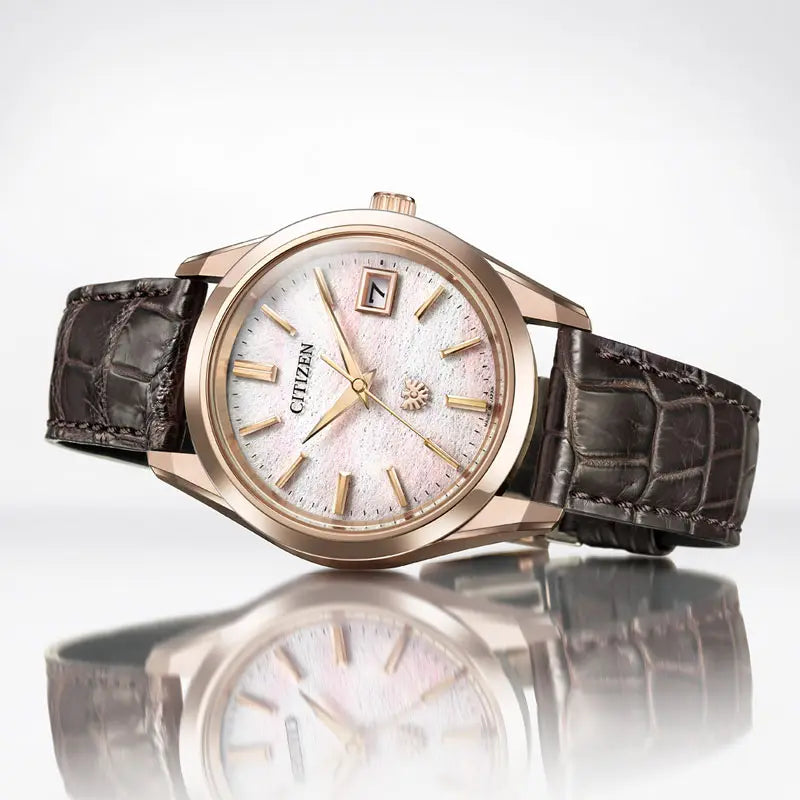 ザ・シチズン｜The CITIZEN 30周年記念限定モデル 年差±5秒 エコ・ドライブ Iconic Nature Collection - AQ4106-00A