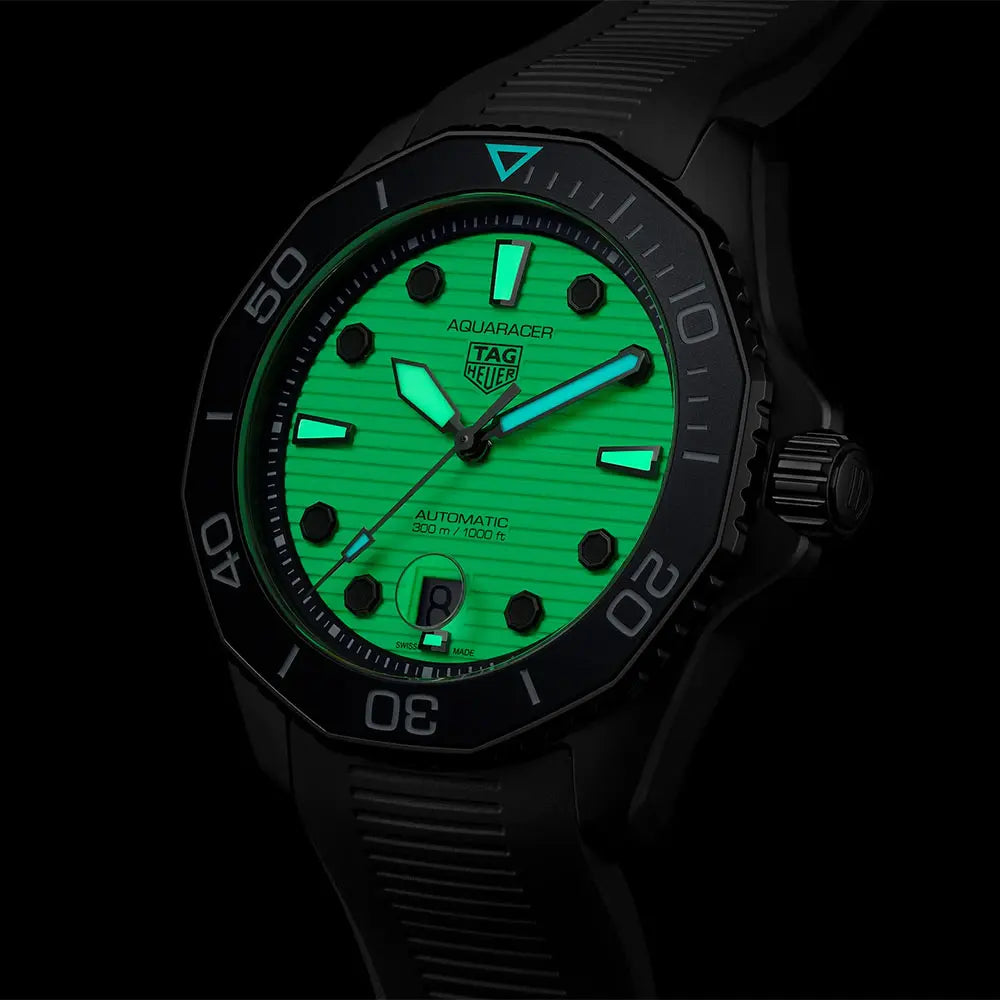 タグ・ホイヤー｜アクアレーサー プロフェッショナル 300 - WBP201D.FT6197