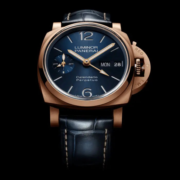 パネライ｜ルミノール パーペチュアル カレンダー GMT ゴールドテック™ - PAM00742