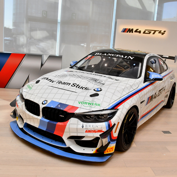 oomiyaが「BMW Team Studie」と2018年度のスポンサー契約を締結-image2